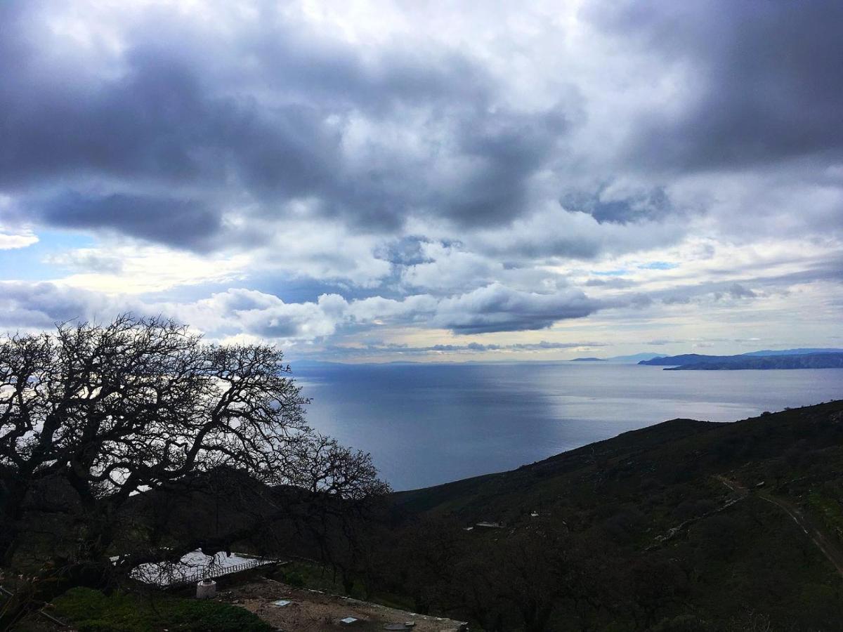 Gaia Vacation Home Agia Mavra Exterior photo